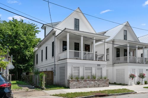 205 Line St, Charleston, SC, 29403-5227 | Card Image