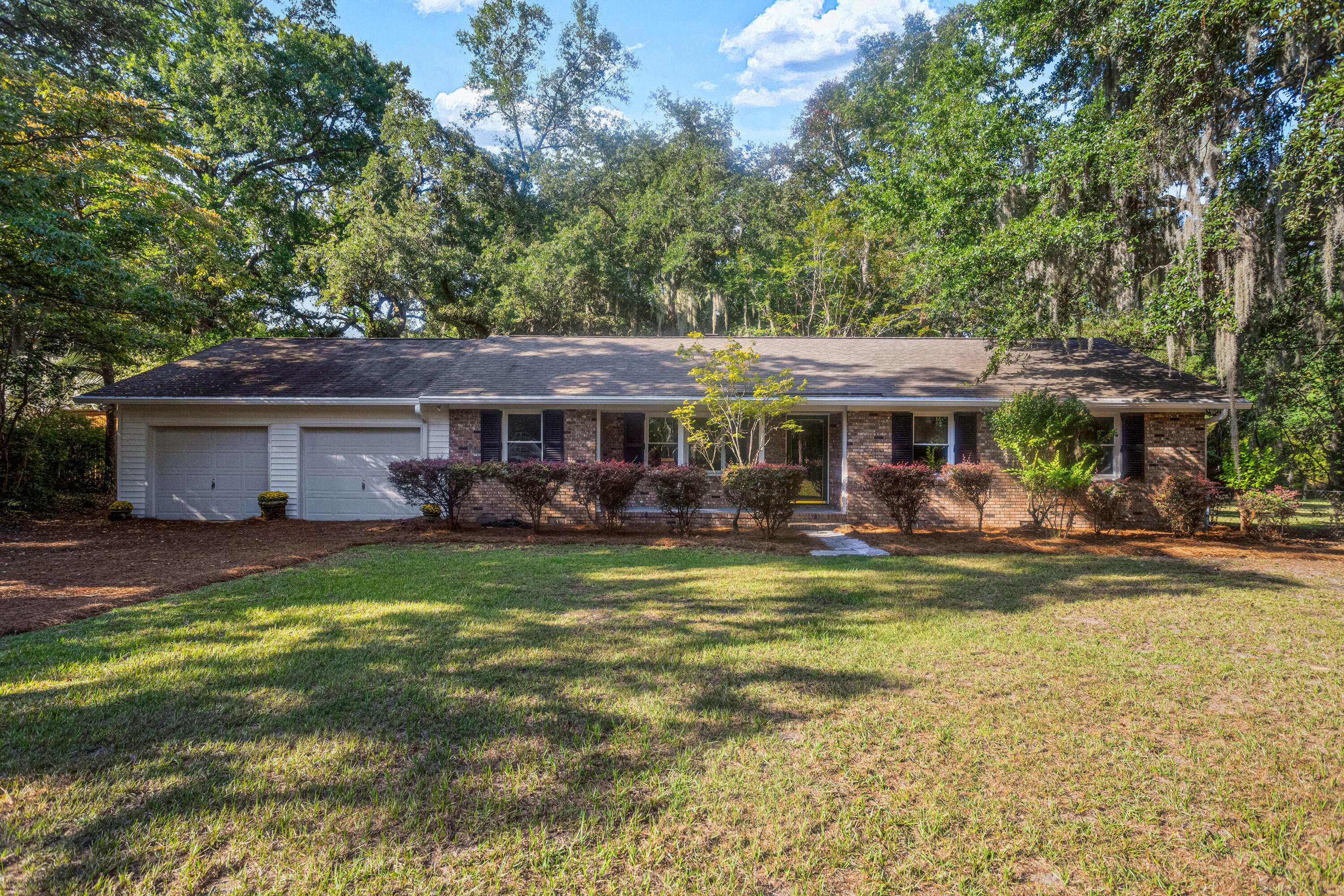 Dupre Ln, Mount Pleasant, SC 29464