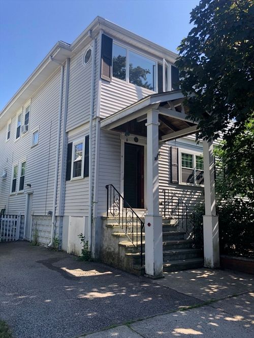 1-100 Egerton Rd, Arlington, MA, 02474-8521 | Card Image