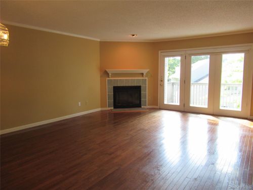 23 Juniper Ln, Pawling, NY, 12564-1501 | Card Image