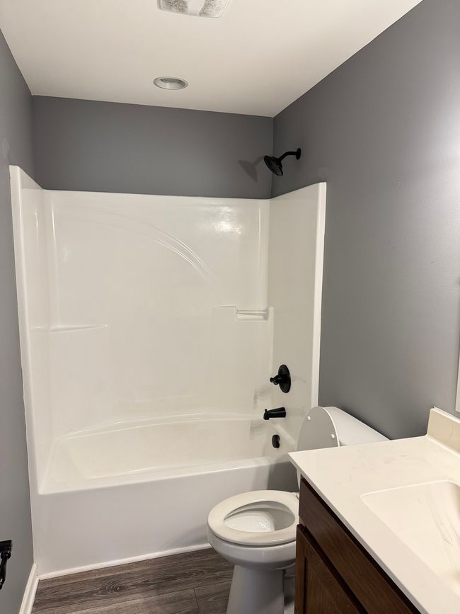 201 Sisk St, Home with 2 bedrooms, 1 bathrooms and null parking in Decherd TN | Image 11