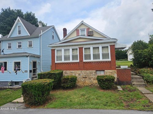 410 Grant Ave, Altoona, PA, 16602-4912 | Card Image