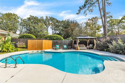 223 E 64th St, Savannah, GA, 31405-5304 | Card Image