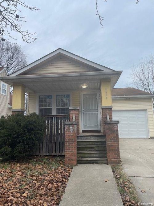 4684 Dickerson St, Detroit, MI, 48215-2002 | Card Image