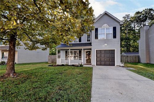 754 Kings Ridge Dr, Newport News, VA, 23608-1657 | Card Image