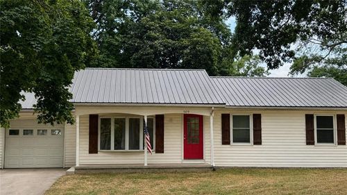 509 W 32nd St, Higginsville, MO, 64037-1830 | Card Image