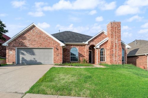 1412 Melody Ln, Carrollton, TX, 75006-2973 | Card Image