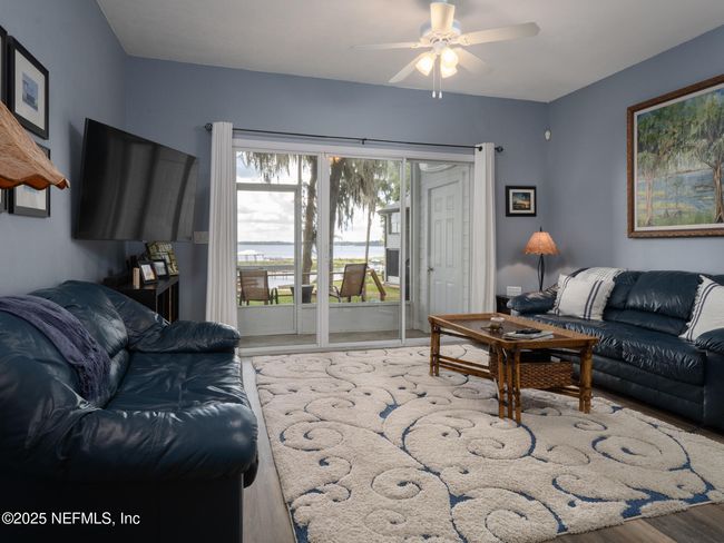 21126 Ne 101 St Avenue, Townhouse with 2 bedrooms, 3 bathrooms and null parking in MELROSE FL | Image 5