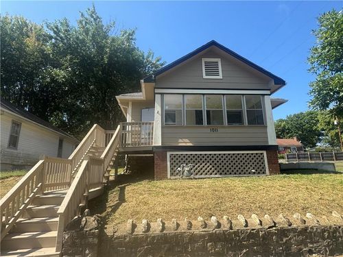 1011 Broadway St, Leavenworth, KS, 66048-1457 | Card Image