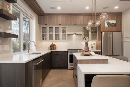 1-6061 Sherbrooke St, Vancouver, BC, V5W3N3 | Card Image