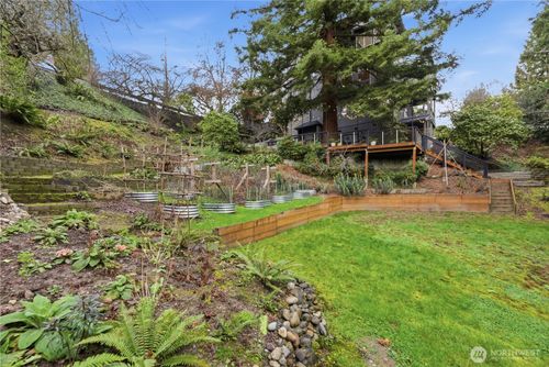 11500 Durland Ave Ne, Seattle, WA, 98125-5904 | Card Image