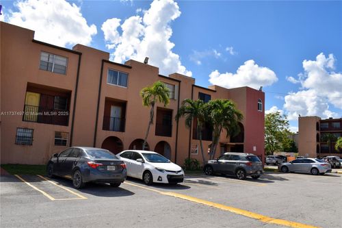 15-6600 W 2nd Ct, Hialeah, FL, 33012 | Card Image