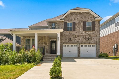 1100 Pebble Run Rd, Hendersonville, TN, 37075-1558 | Card Image