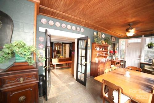 26 Kitazuma Rd, Black Mountain, NC, 28711-9461 | Card Image