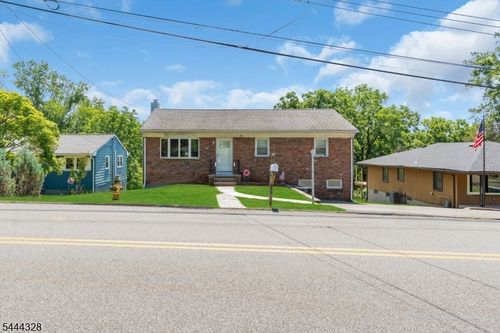 7 Cayuga Ave, Rockaway, NJ, 07866-1011 | Card Image