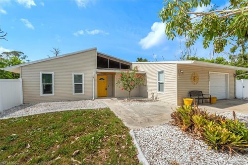 3659 Myers Ln, ST. JAMES CITY, FL, 33956-2512 | Card Image