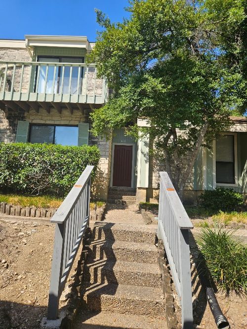 apt-110-500 Hesters Crossing Rd, Round Rock, TX, 78681-7480 | Card Image