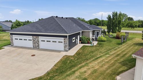6148 14th St S, Fargo, ND, 58104-7228 | Card Image