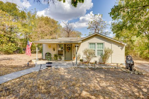 404 Calgary Rd, Azle, TX, 76020-4106 | Card Image
