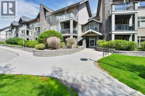 306-35 Aspenmont Hts Sw, Calgary, AB, T3H0E5 | Card Image