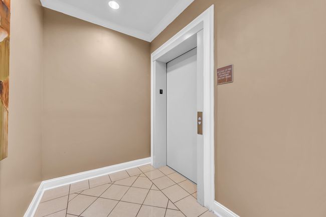 APT-101 - 3520 Central Ave, Condo with 2 bedrooms, 3 bathrooms and null parking in Memphis TN | Image 31