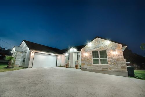 235 E Bluebriar Dr, Granite Shoals, TX, 78654-2117 | Card Image