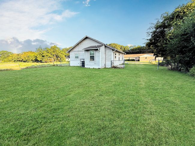 1201 E 3 Rd Ave, House other with 3 bedrooms, 1 bathrooms and null parking in Corsicana TX | Image 17