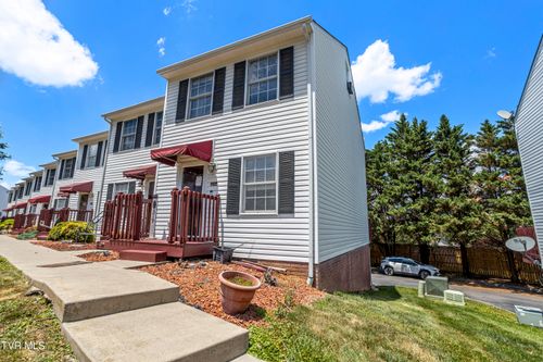 660-660 Beaverview Dr, Bristol, VA, 24201-1826 | Card Image