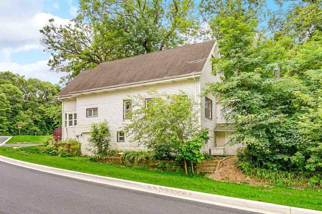 96 Forest Ave, House other with 1 bedrooms, 1 bathrooms and 5 parking in Fox Lake IL | Image 4