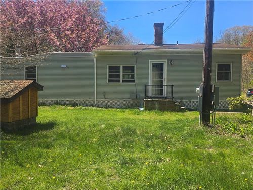 9 Buckeye Brook Rd, Charlestown, RI, 02813-2702 | Card Image
