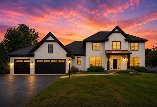 9140 Heritage Way, WOODBURY, MN, 55125-5034 | Card Image