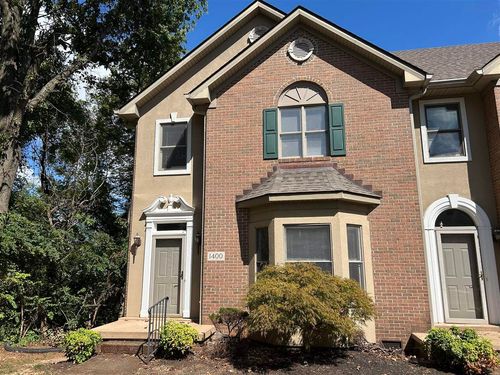 1400 Wind Ridge Ave, Bowling Green, KY, 42104-1055 | Card Image