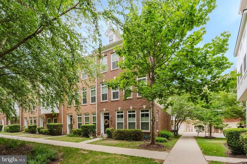 9441 Canonbury Sq, FAIRFAX, VA, 22031-6097 | Card Image