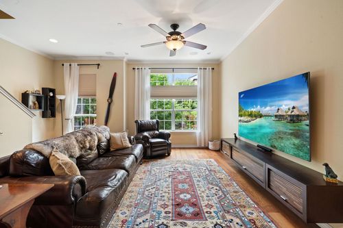 13-15754 Quorum Dr, Addison, TX, 75001-3340 | Card Image