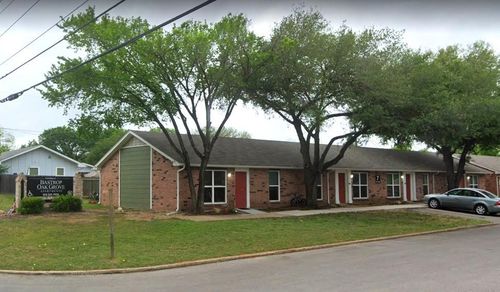 1910 Wilson St, Bastrop, TX, 78602-2002 | Card Image