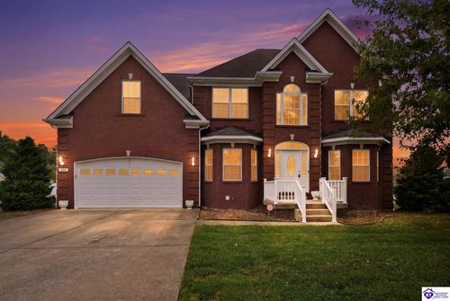 500 Concord Grape Way, Vine Grove, KY, 40175-8425 | Card Image