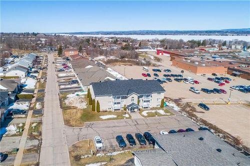 102-341 Matheson Dr, Pembroke, ON, K8A8S5 | Card Image