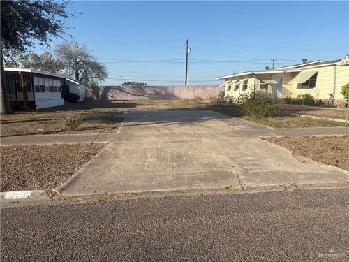 440 Northcutt Dr, Alamo, TX, 78516-2603 | Card Image