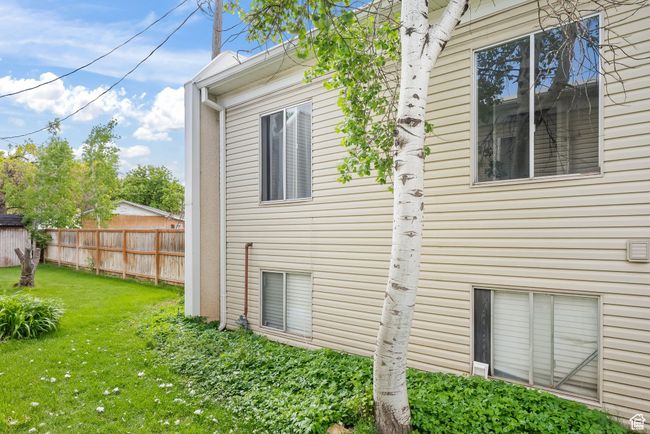 View of side of home | Image 14
