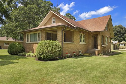 226 S 2nd St, SILVER LAKE, WI, 53170 | Card Image