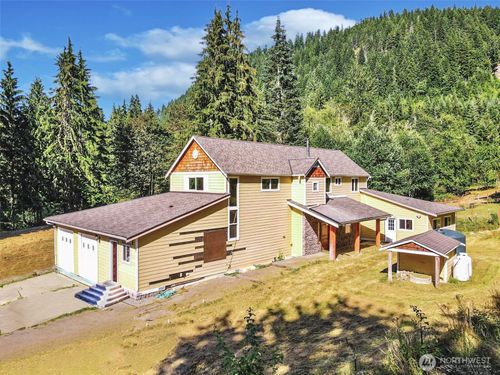 22431 89th St Ne, Granite Falls, WA, 98252-9744 | Card Image