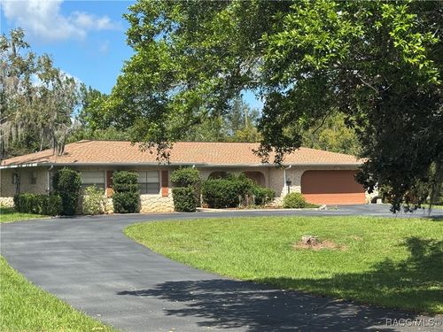 3621 E Country Side Dr, Inverness, FL, 34452-3613 | Card Image