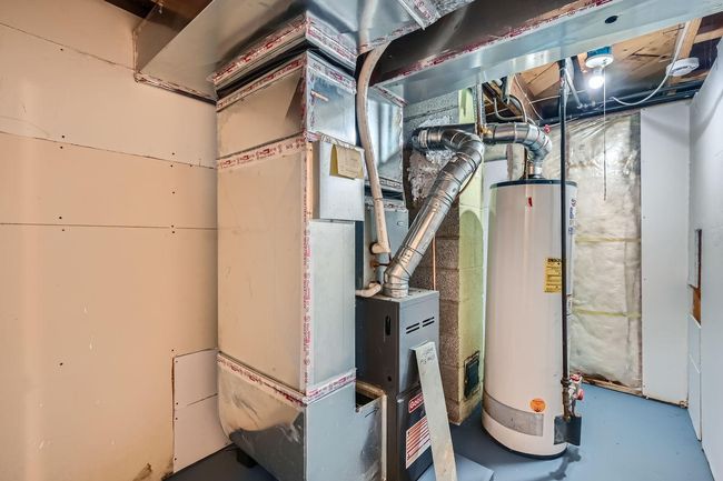 Lower Level Closet.jpg | Image 22