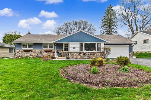 4662 N Parkside Dr, Wauwatosa, WI, 53225-4437 | Card Image