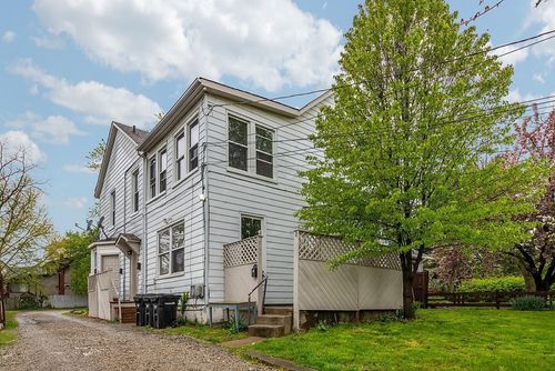 5651 Ridge Ave, Cincinnati, OH, 45213-2468 | Card Image