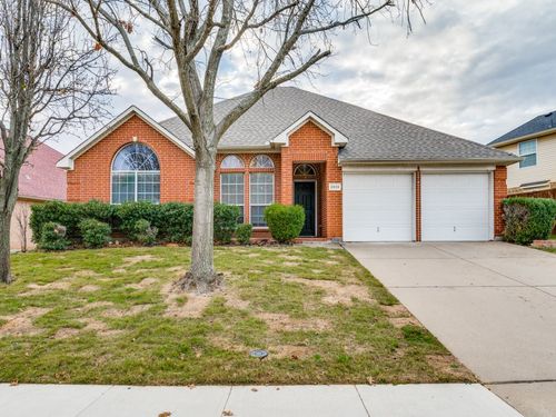 2939 Alyson Way, Grand Prairie, TX, 75052-0429 | Card Image