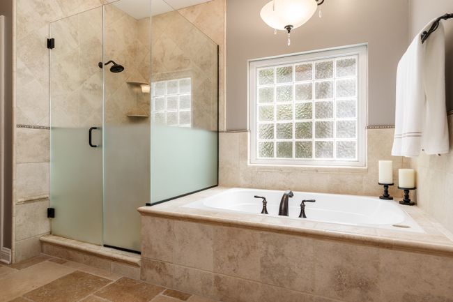 12428 Leighton Dr, House other with 4 bedrooms, 5 bathrooms and 3 parking in CALEDONIA IL | Image 29