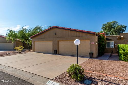 1231 E Bluebell Ln, Tempe, AZ, 85288-1670 | Card Image