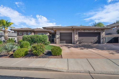 587 E Amiata Way, Washington, UT, 84780-2604 | Card Image