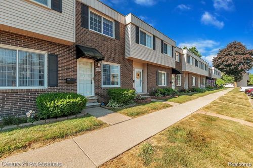 809 Estrada Dr, Belleville, MI, 48111-4900 | Card Image